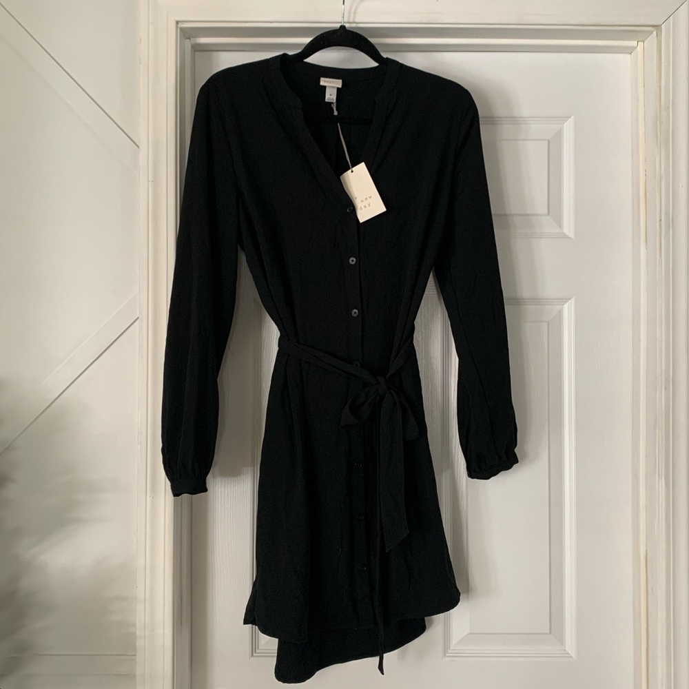 NWT Black button up dress with matching tie belt